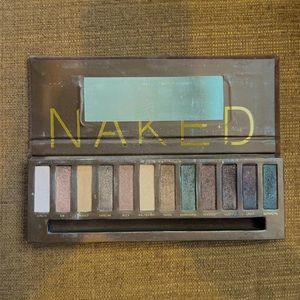 Used very few times on just 2 of the colors! FREE SHIPPING!